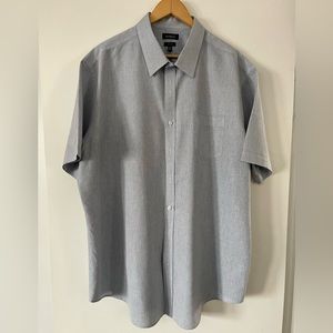 Croft & Barrow Men’s XXL Light Blue Short Sleeve Button Up Shirt